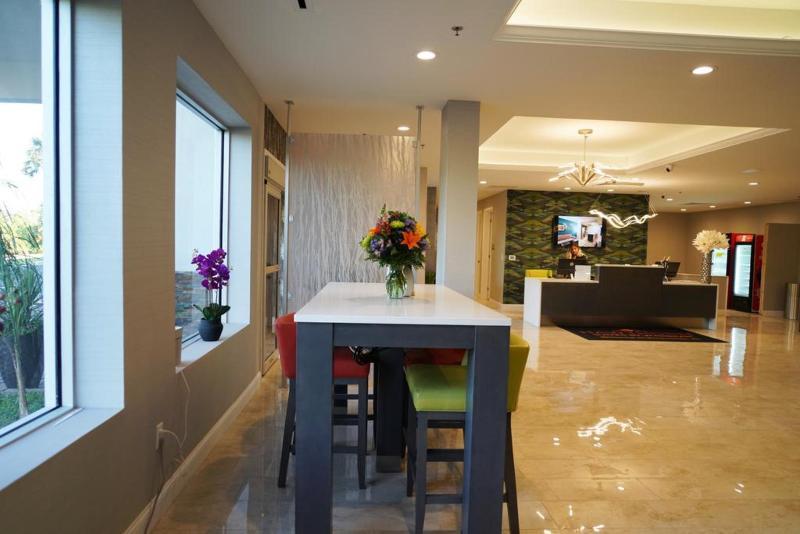 Hawthorn Suites By Wyndham Kissimmee Gateway Dış mekan fotoğraf